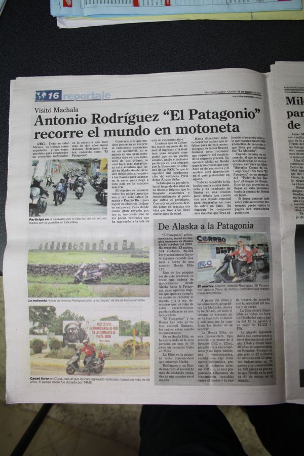 Prensa de Ecuador: Antonio Rodríguez El Patagonio recorre el mundo en motoneta